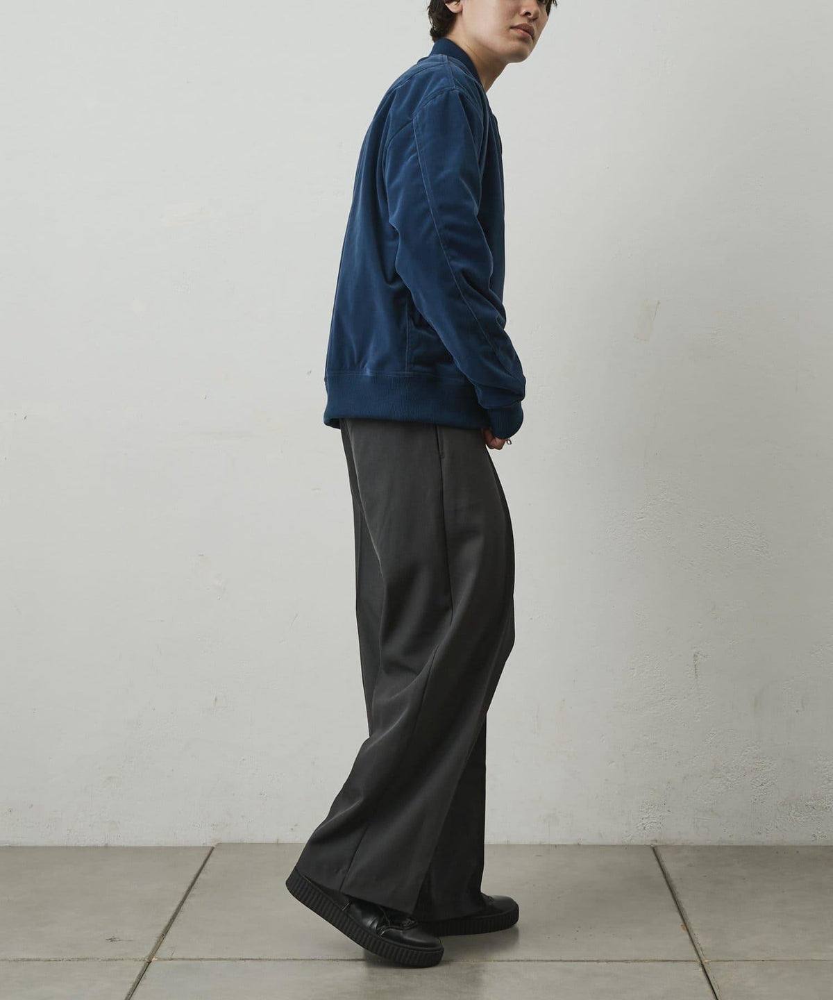 173586842