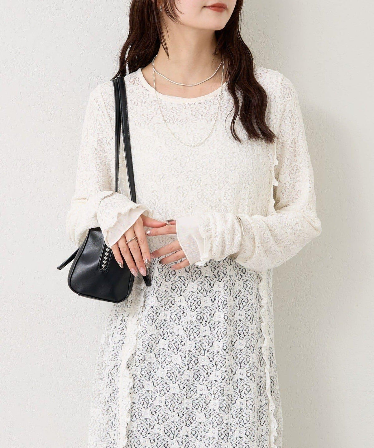 168223168