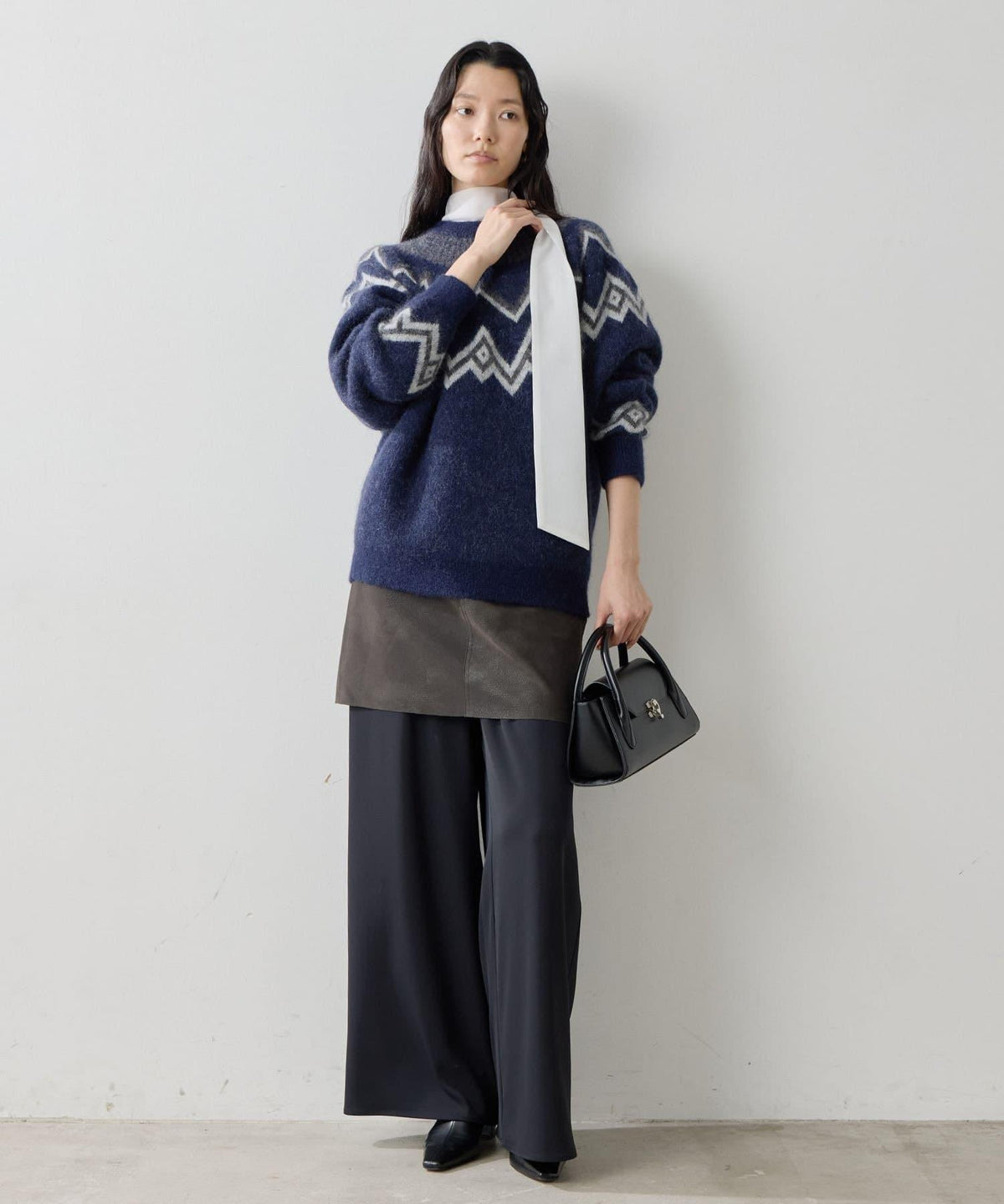 173238054