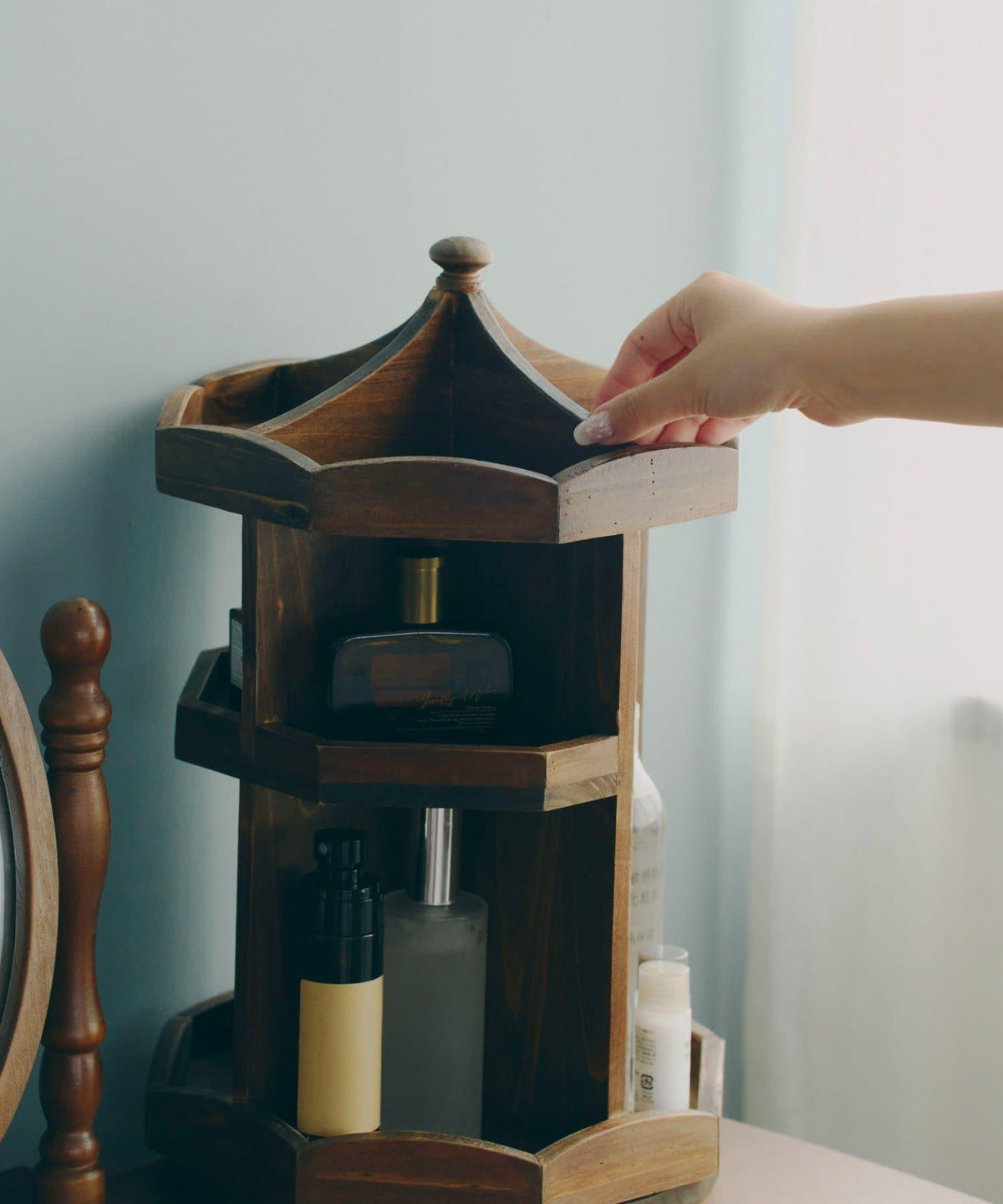 173430133
