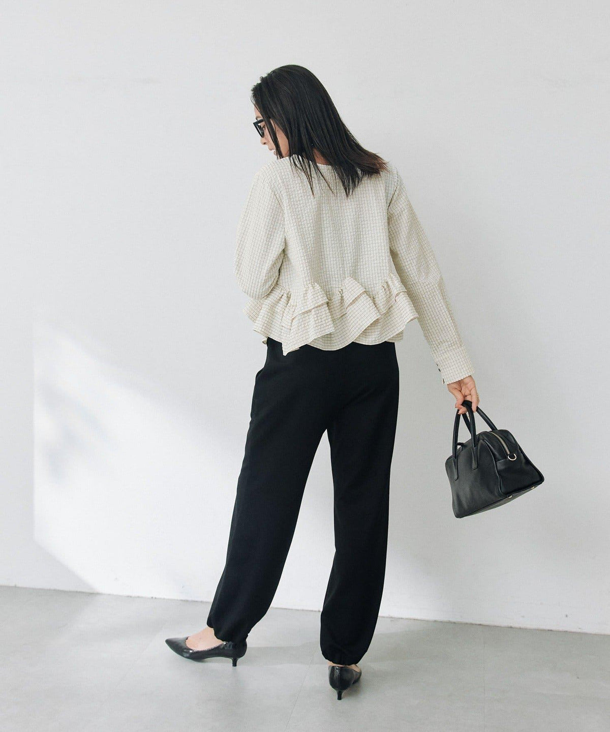173803032