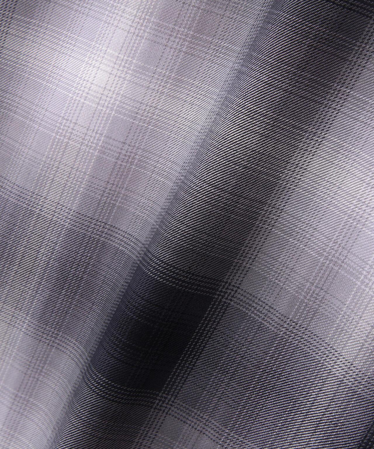 159885329