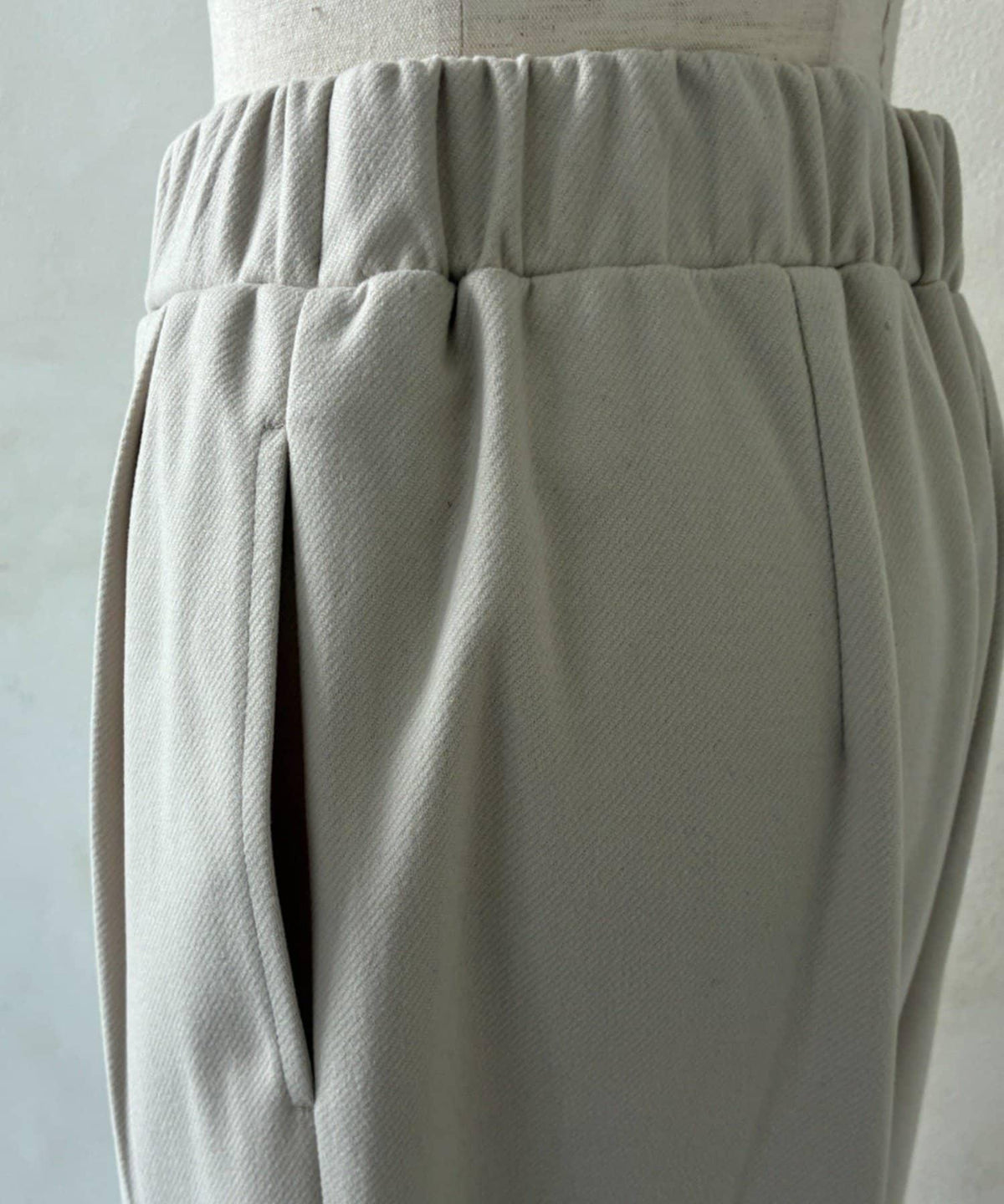 173898158