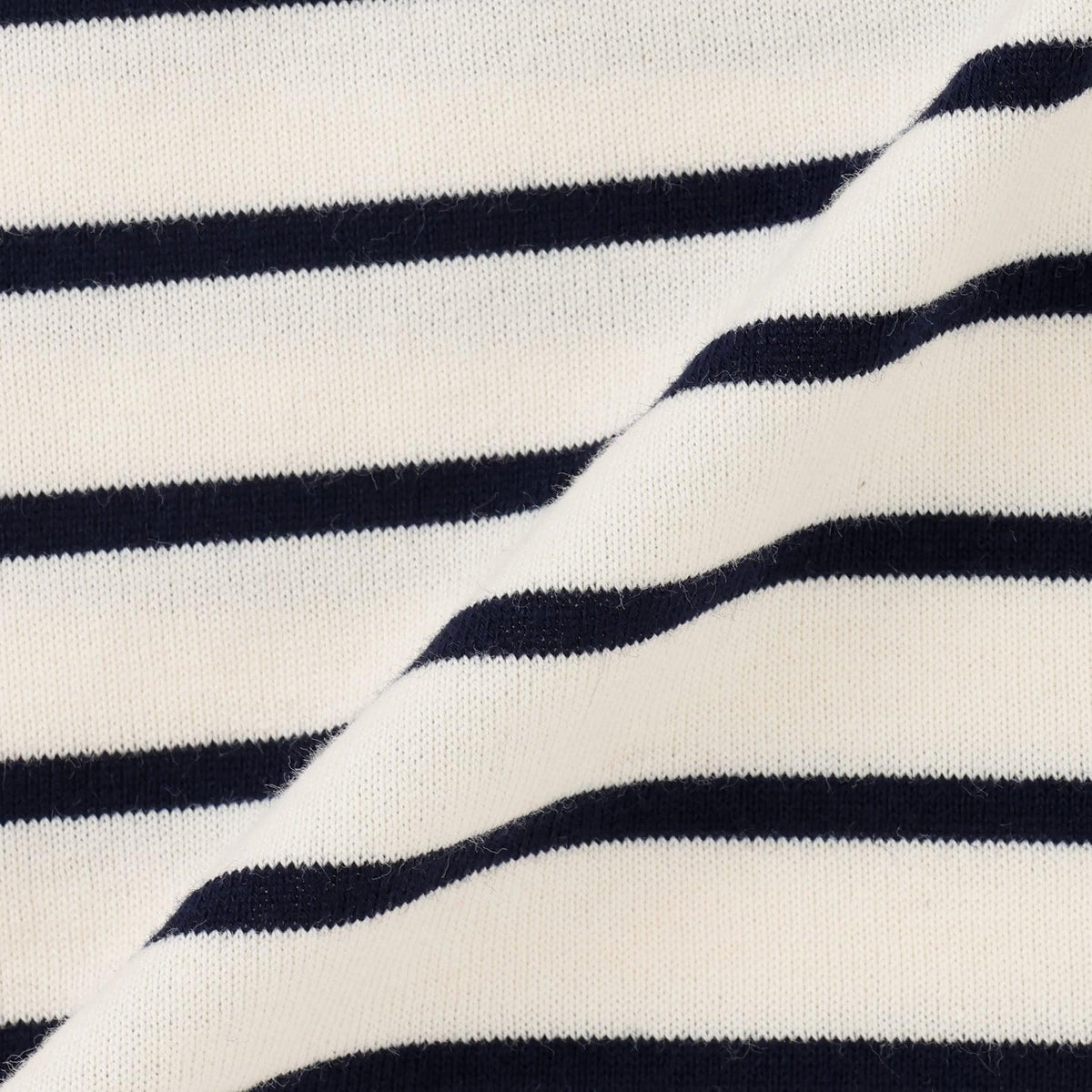 169879220