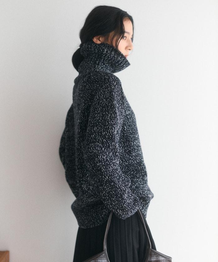 174076172