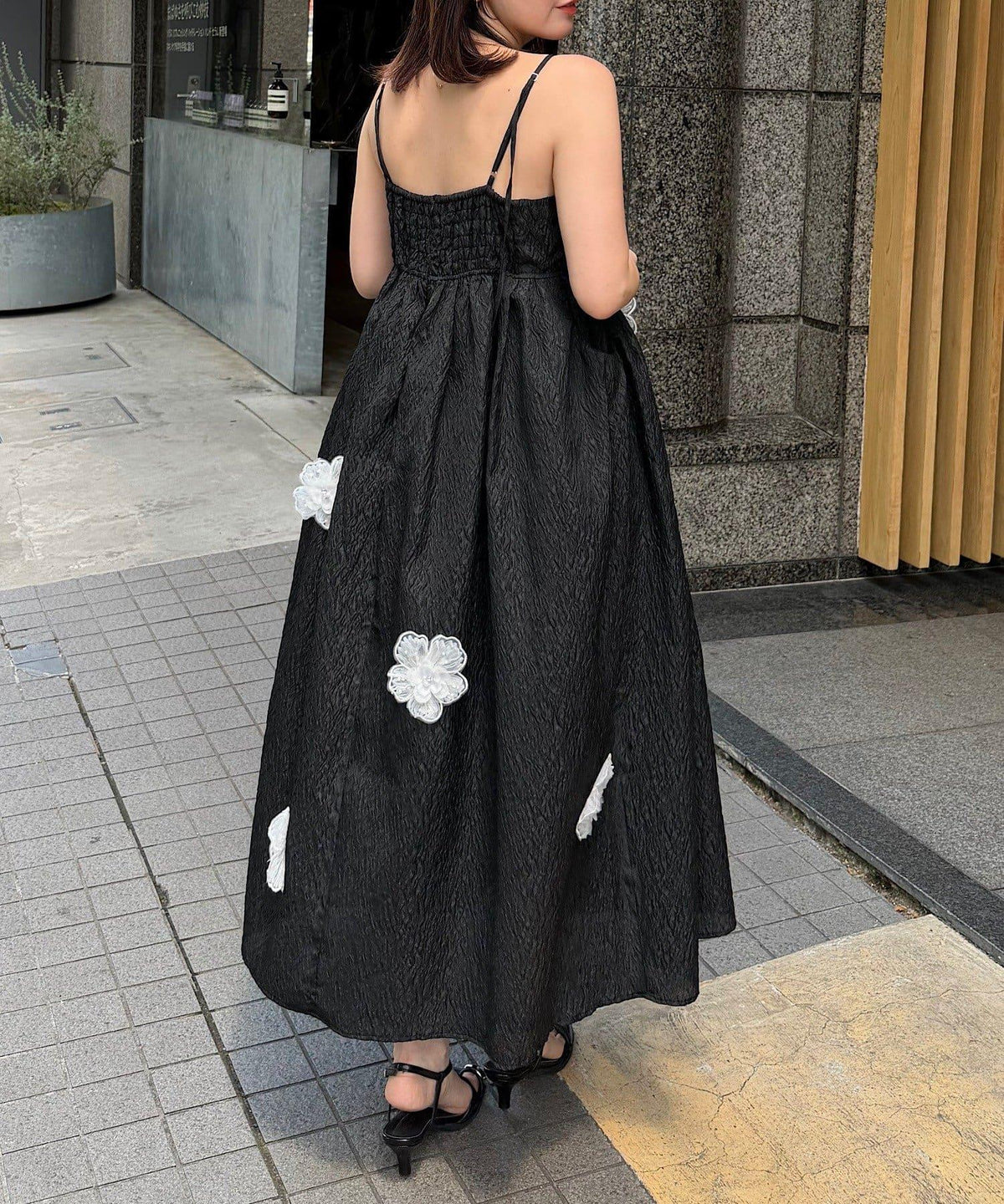 170705798
