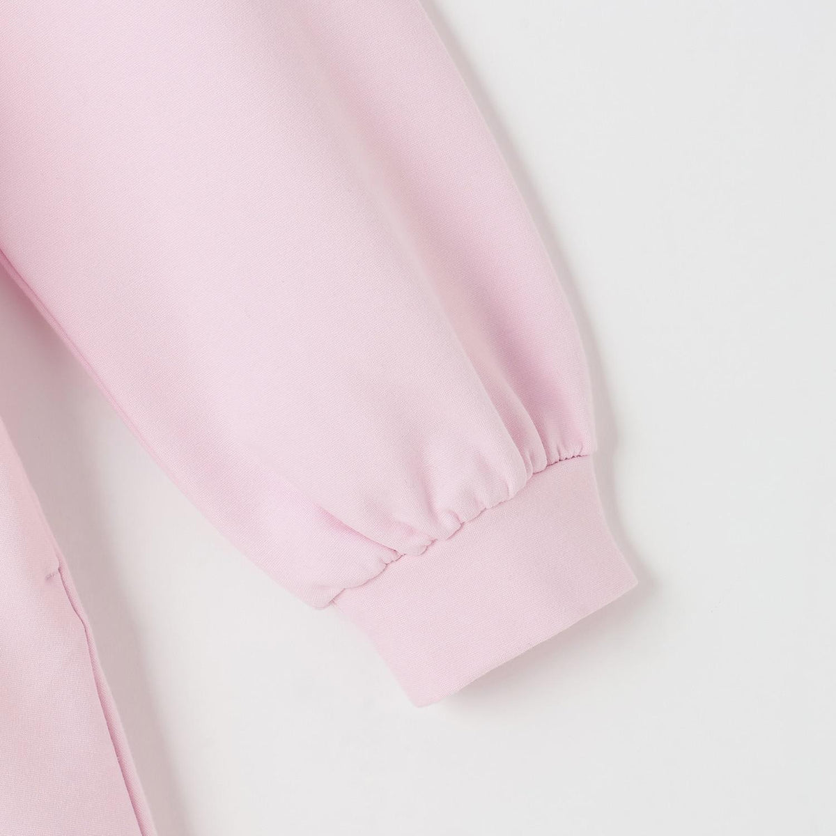 169057841