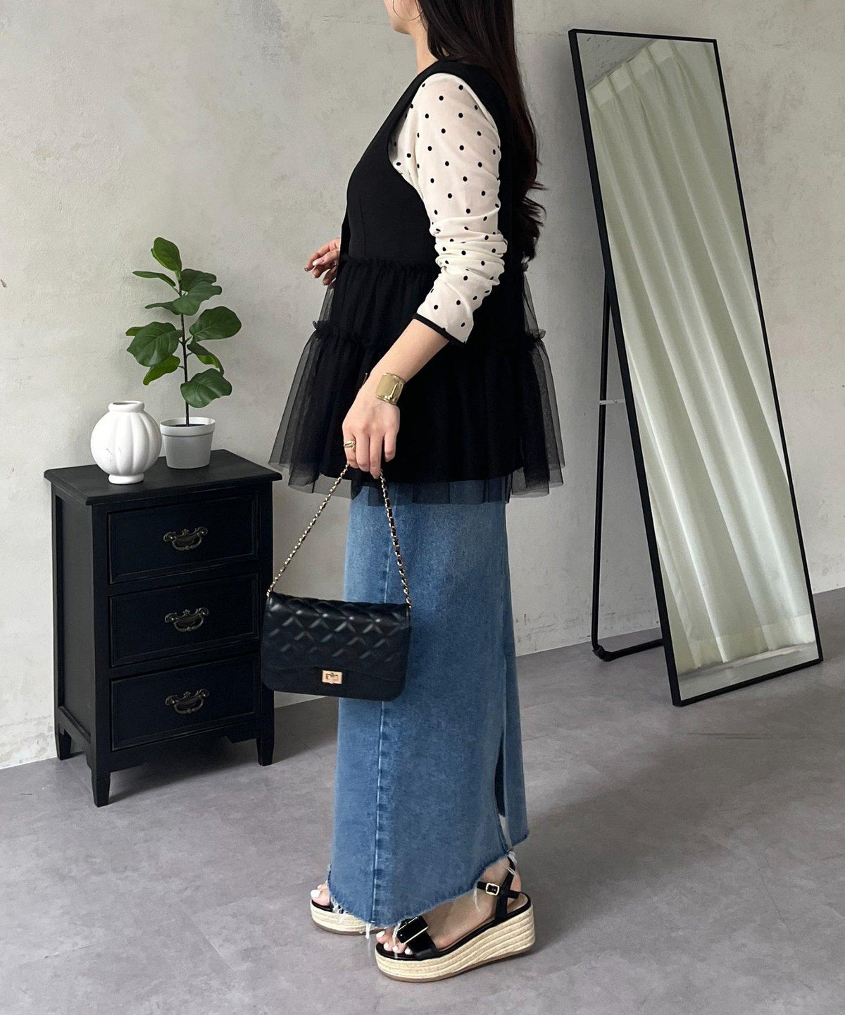 170092643