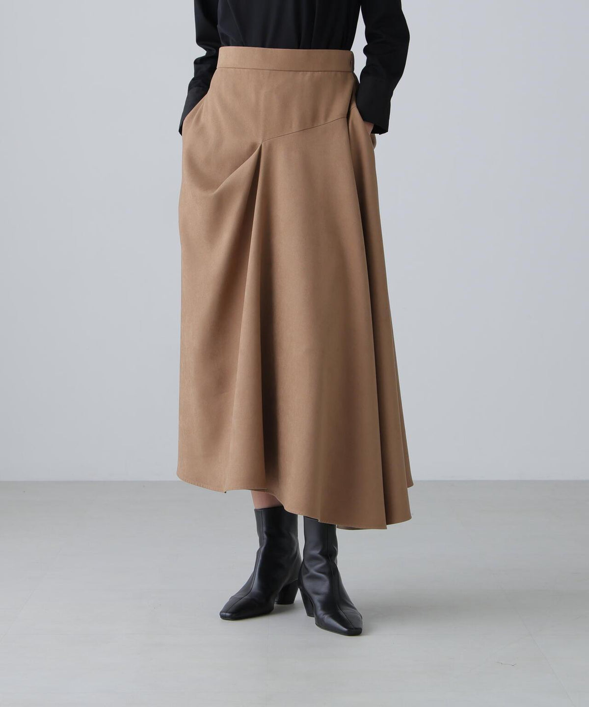 172361601